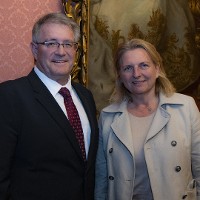 Albert van Jaarsveld (IIASA Director General and CEO) and H.E. Karin Kneissl (Austrian Federal Minister for Europe, Integration and Foreign Affairs) © FFAB | IIASA 