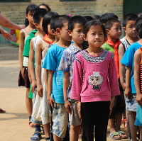 Chinese schoolchildren in line © Jianbinglee | Dreamstime.com 