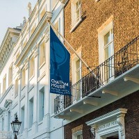 Chatham House in London © Chris Mouyiaris | Dreamstime.com 